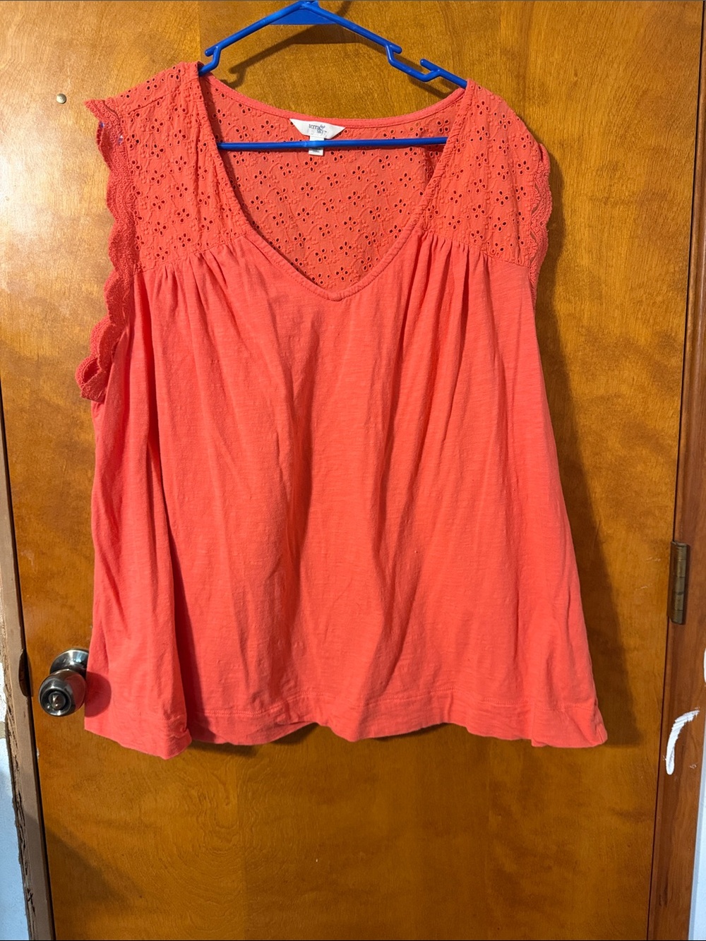Terra & Sky Coral Eyelet Yoke Tank